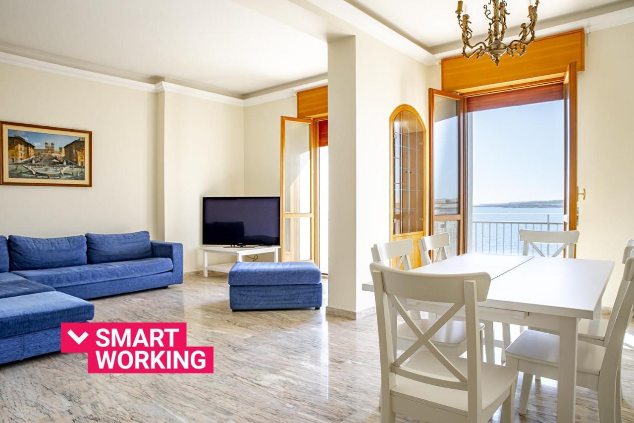 Ortigia Seafront Apartment By Wonderful Italy Сиракузы Экстерьер фото