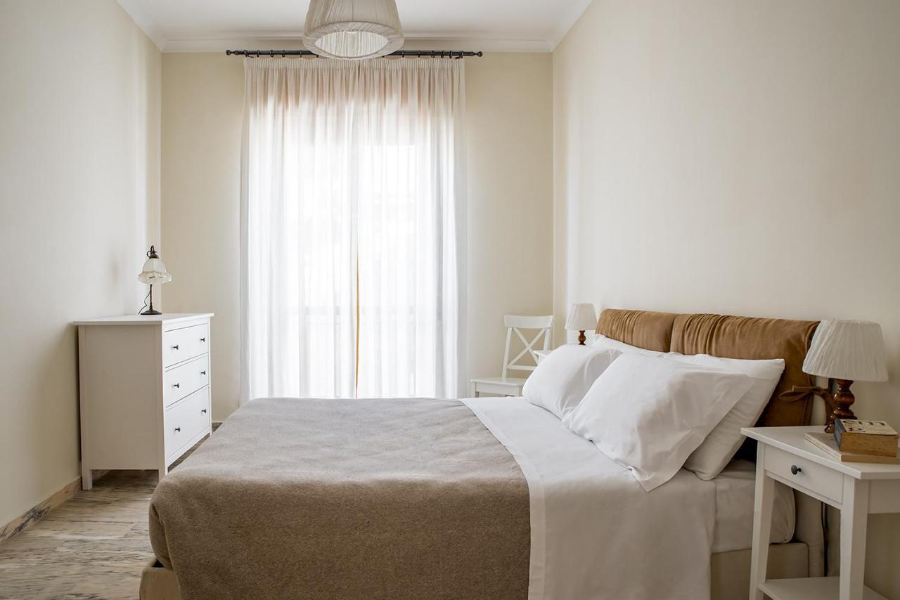 Ortigia Seafront Apartment By Wonderful Italy Сиракузы Экстерьер фото